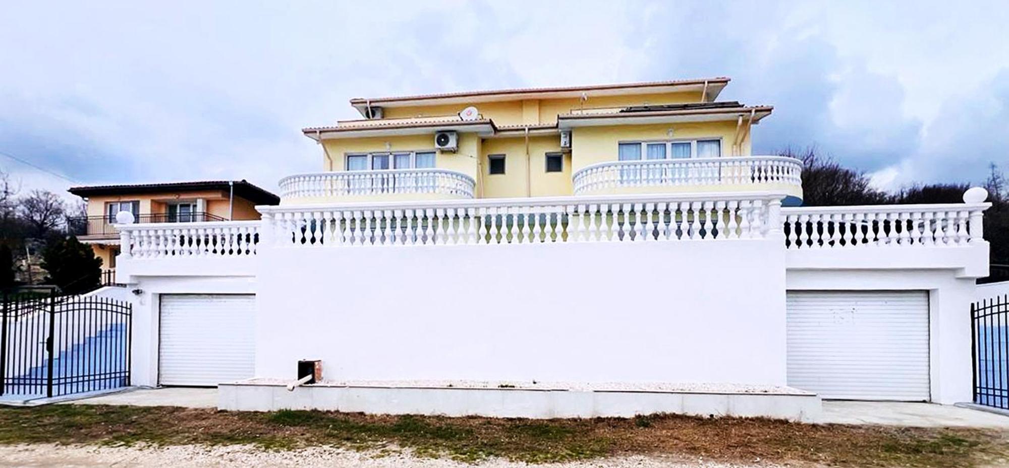 Villa Sorento Italian Neoclassica บัลชิค ภายนอก รูปภาพ